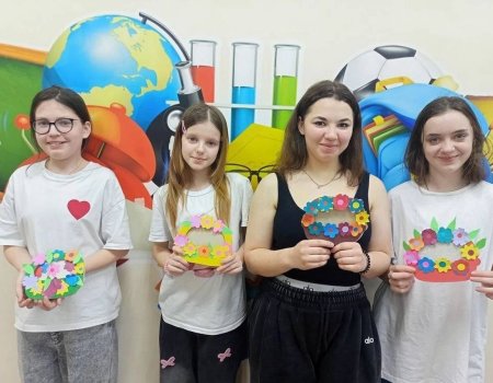 В Центре «СемьЯ» продолжается работа творческой мастерской