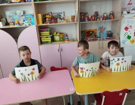 Детям с ограниченными возможностями здоровья (ОВЗ) часто легче воспринимать информацию через зрение, осязание и движение